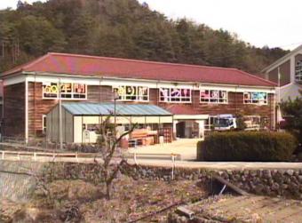 木造時代の佐見中学校